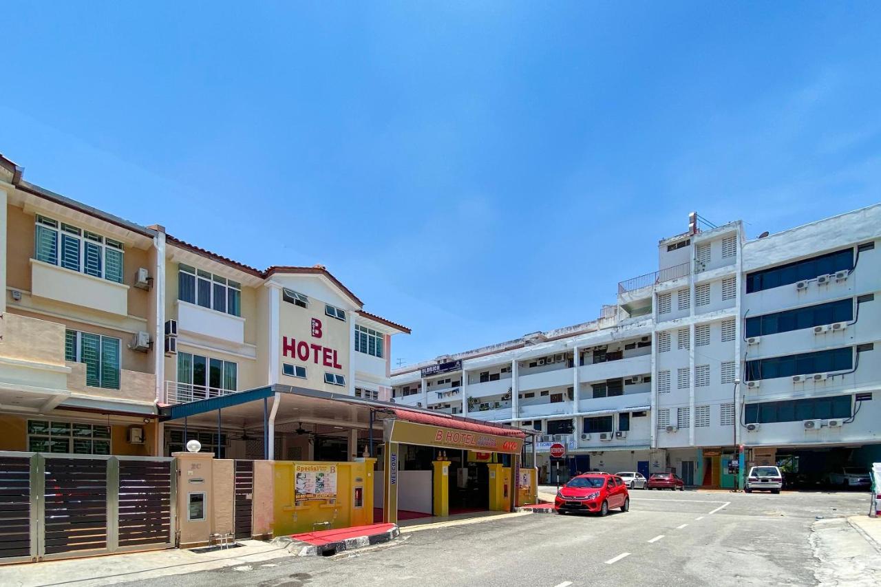 Oyo 89540 B Penang 2*