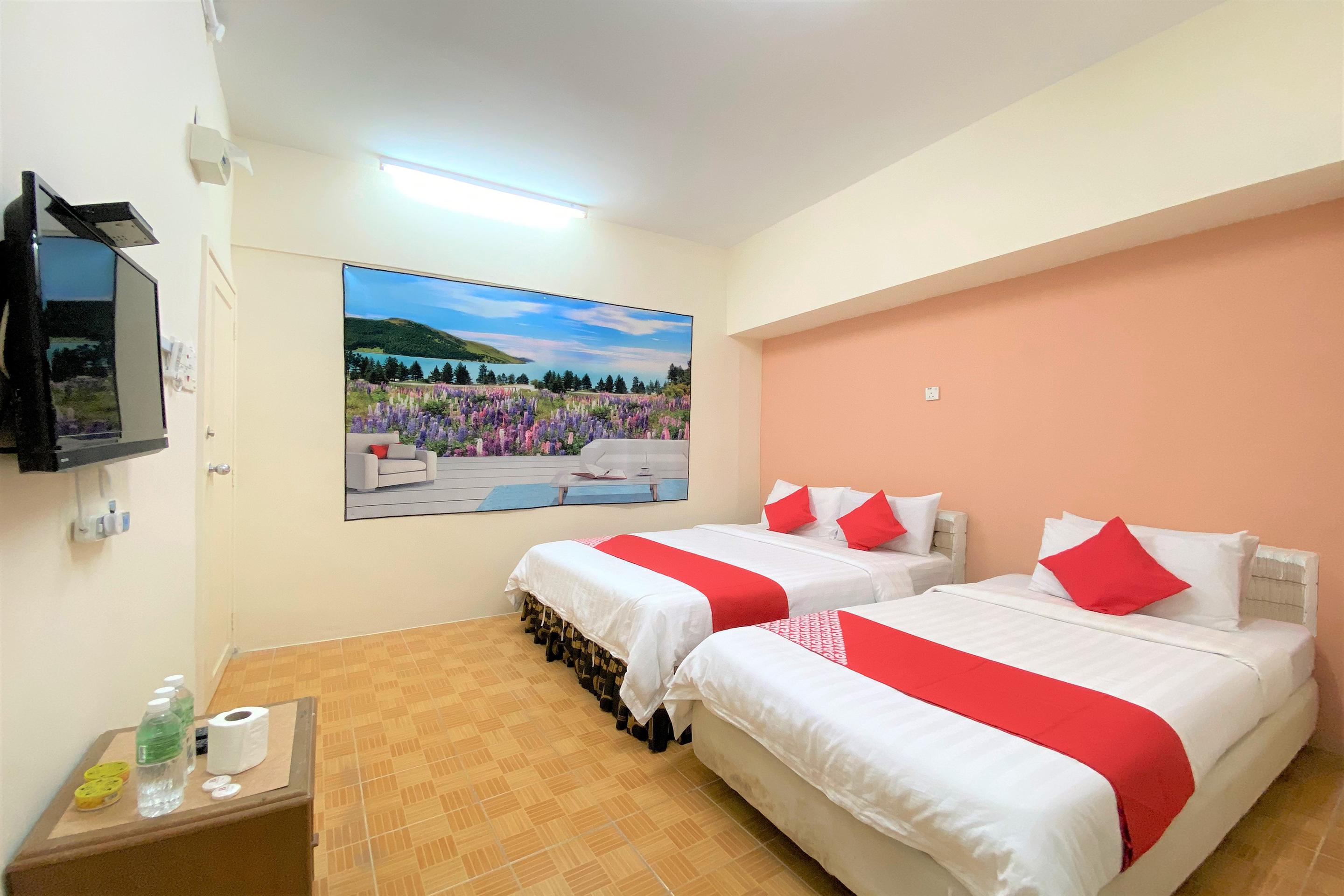 Hotel Oyo 89540 B Penang 2*