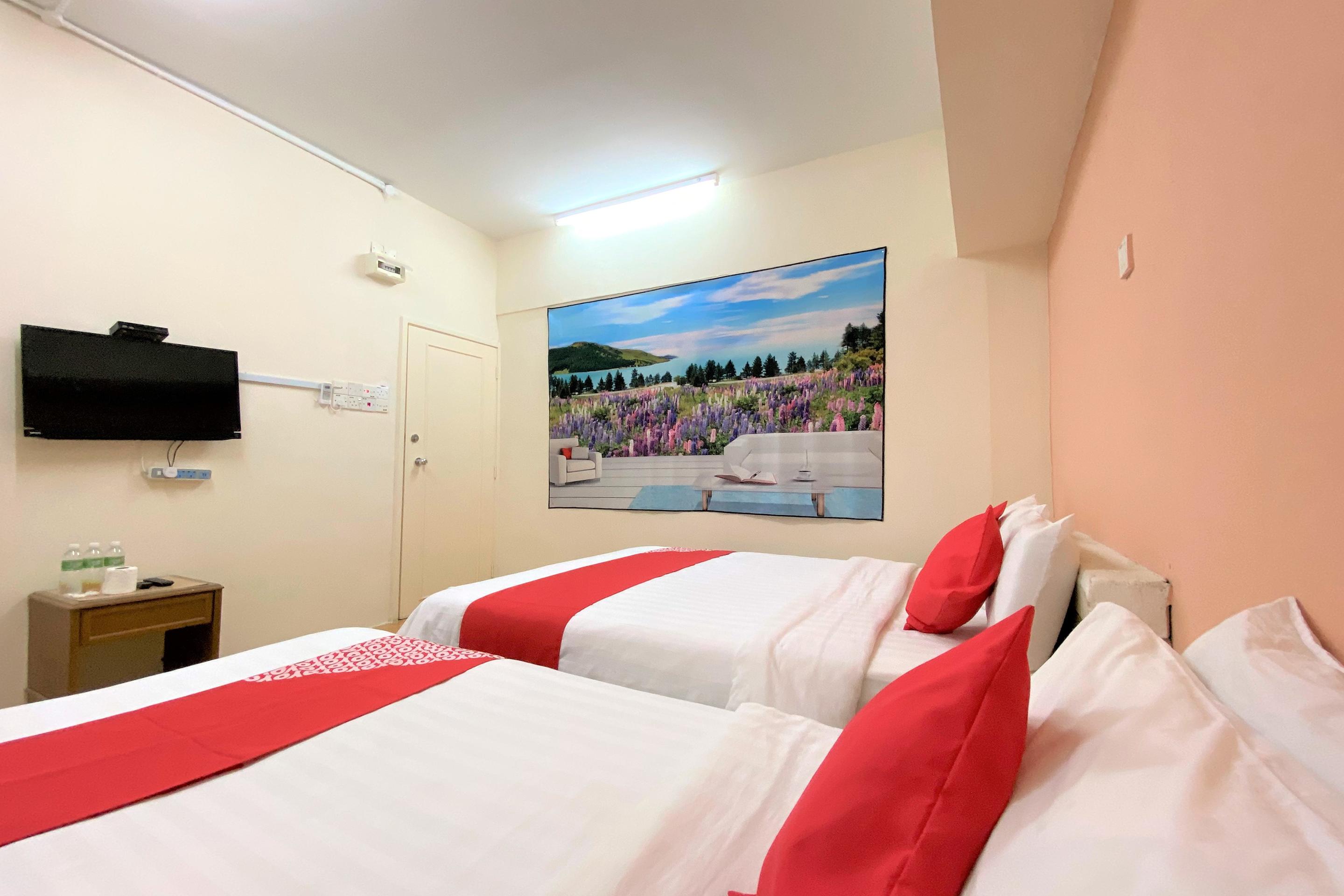 Oyo 89540 B Penang Hotel